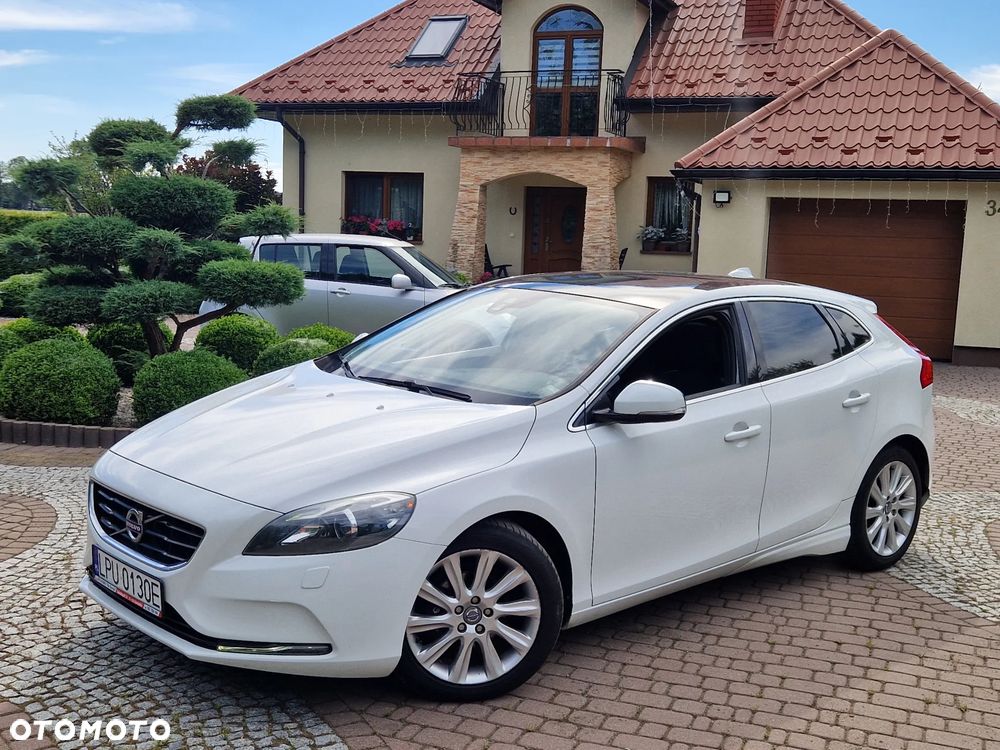 Volvo V40 D2 Momentum - 20