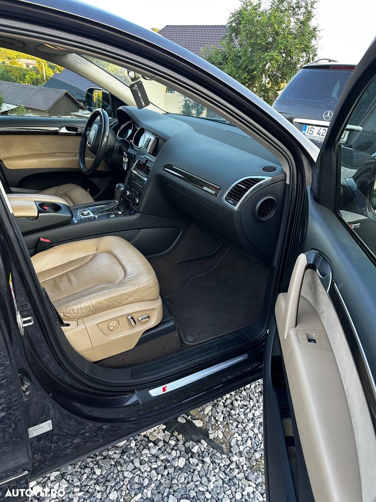 Audi Q7 - 8