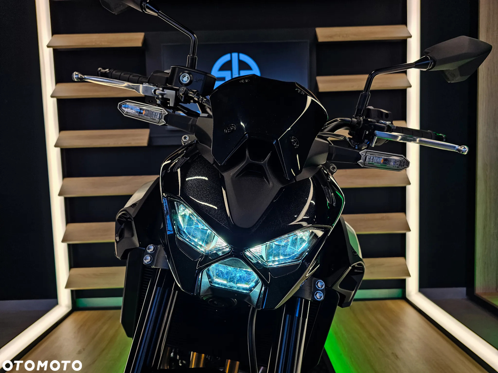 Kawasaki Z 900 - 6