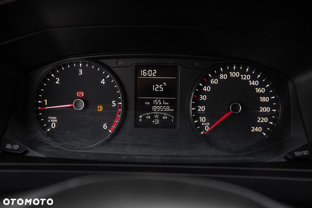 Volkswagen Transporter - 13
