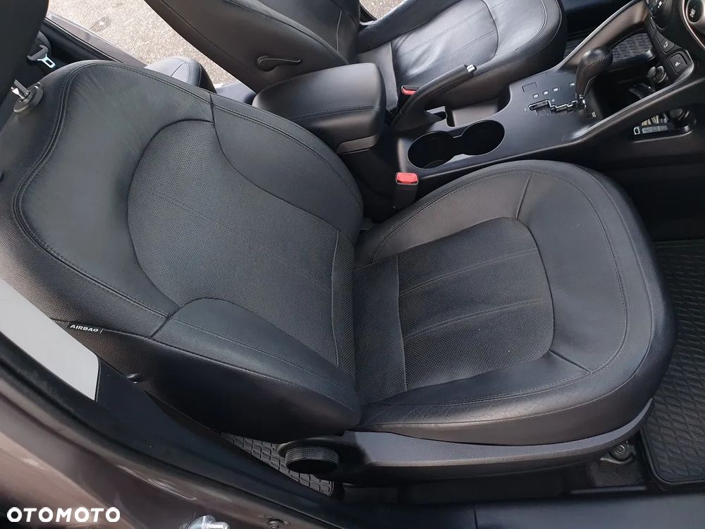 Hyundai ix35 2.0 4WD Automatik Premium - 28