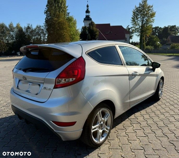 Ford Fiesta 2009 photo 4