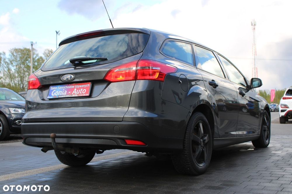 Ford Focus - 13