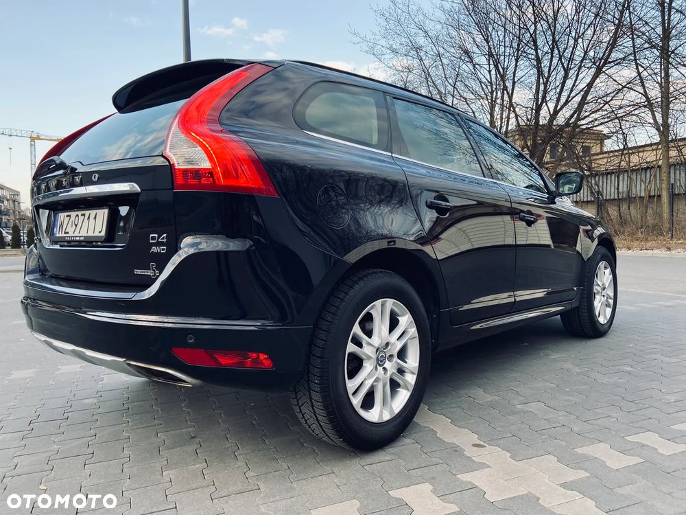 Volvo XC 60 D4 AWD Momentum - 3
