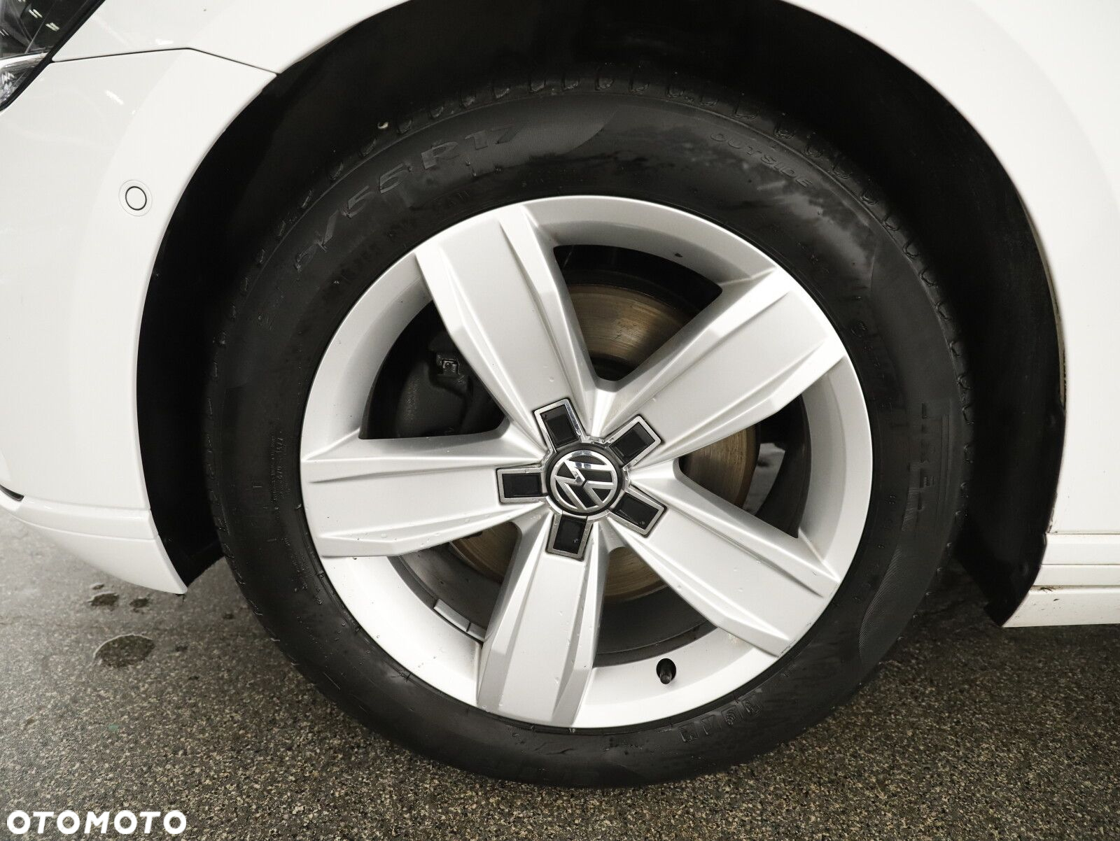 Volkswagen Passat - 22