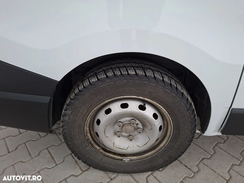 Renault Trafic 2.0 Blue dCi 120 Combi L1H1 8+1 locuri Authentique - 5