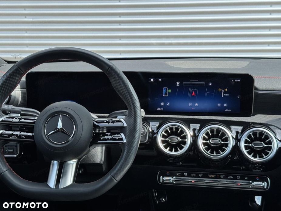 Mercedes-Benz Klasa A 200 AMG Line 7G-DCT - 8