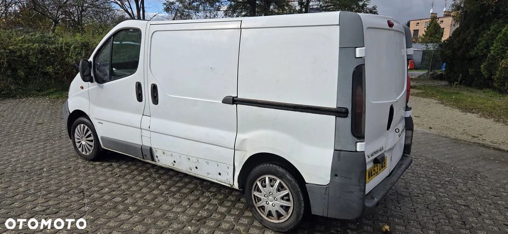 Opel Vivaro - 8