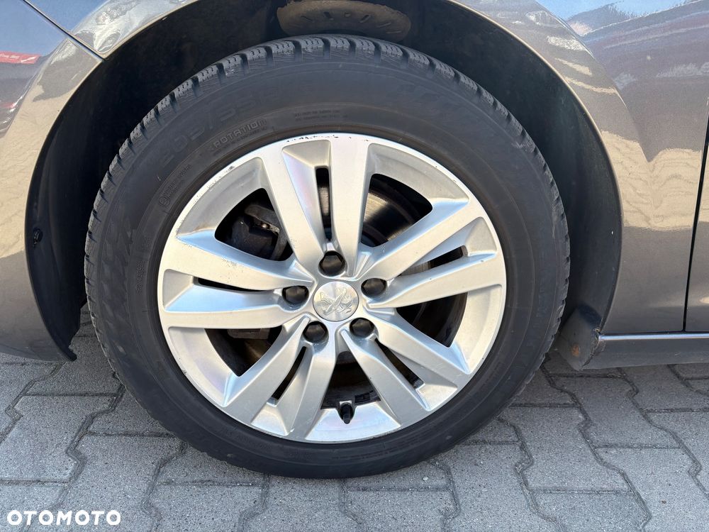 Peugeot 308 1.5 BlueHDi Allure Pack S&S - 28