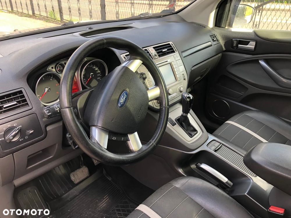 Ford Kuga 2.0 TDCi 4WD Titanium - 6