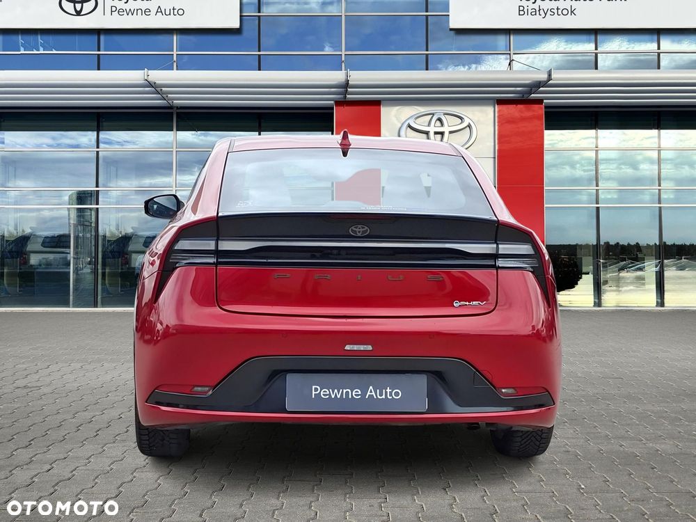 Toyota Prius - 4