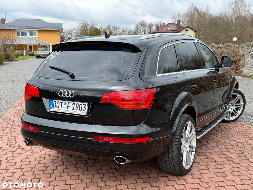 Audi Q7 - 2