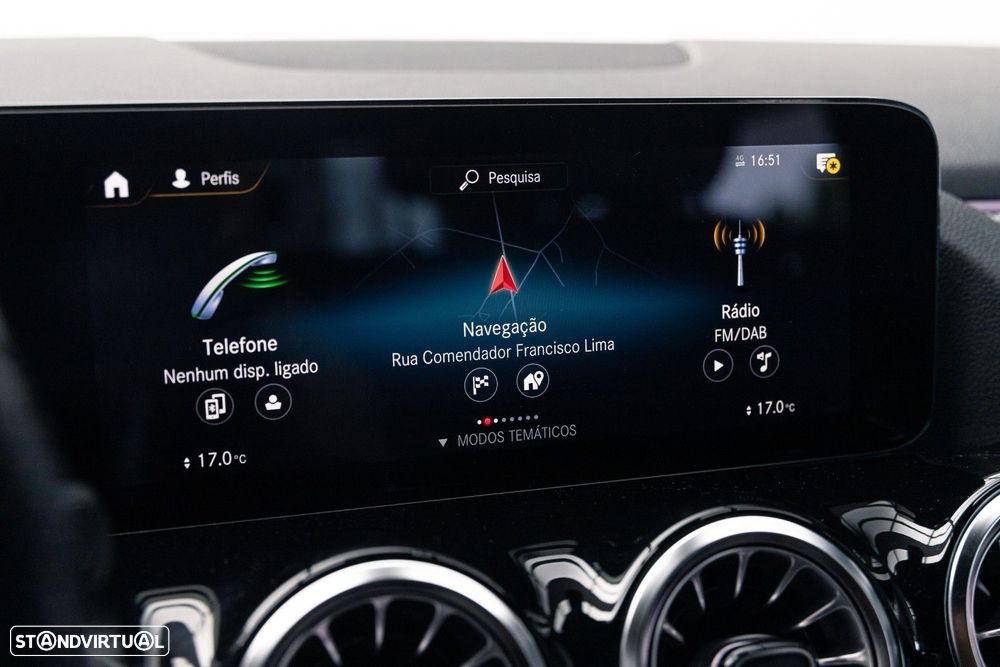 Mercedes-Benz GLA 250 e 8G-DCT AMG Line - 32