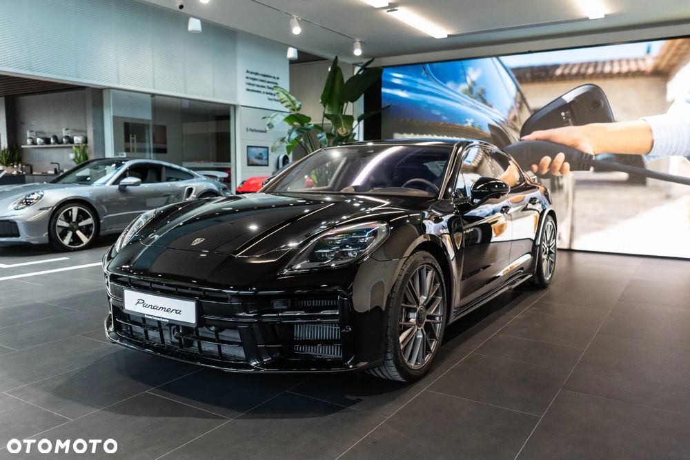 Porsche Panamera Turbo E-Hybrid PHEV - 1