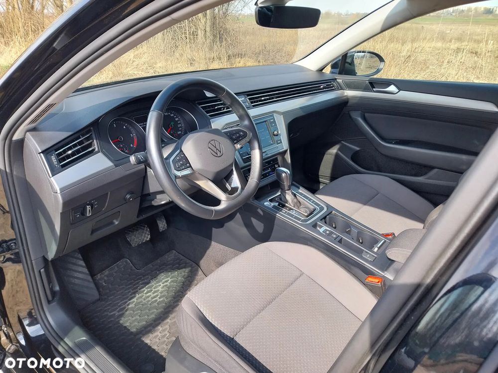 Volkswagen Passat 2.0 TDI EVO Elegance DSG - 10