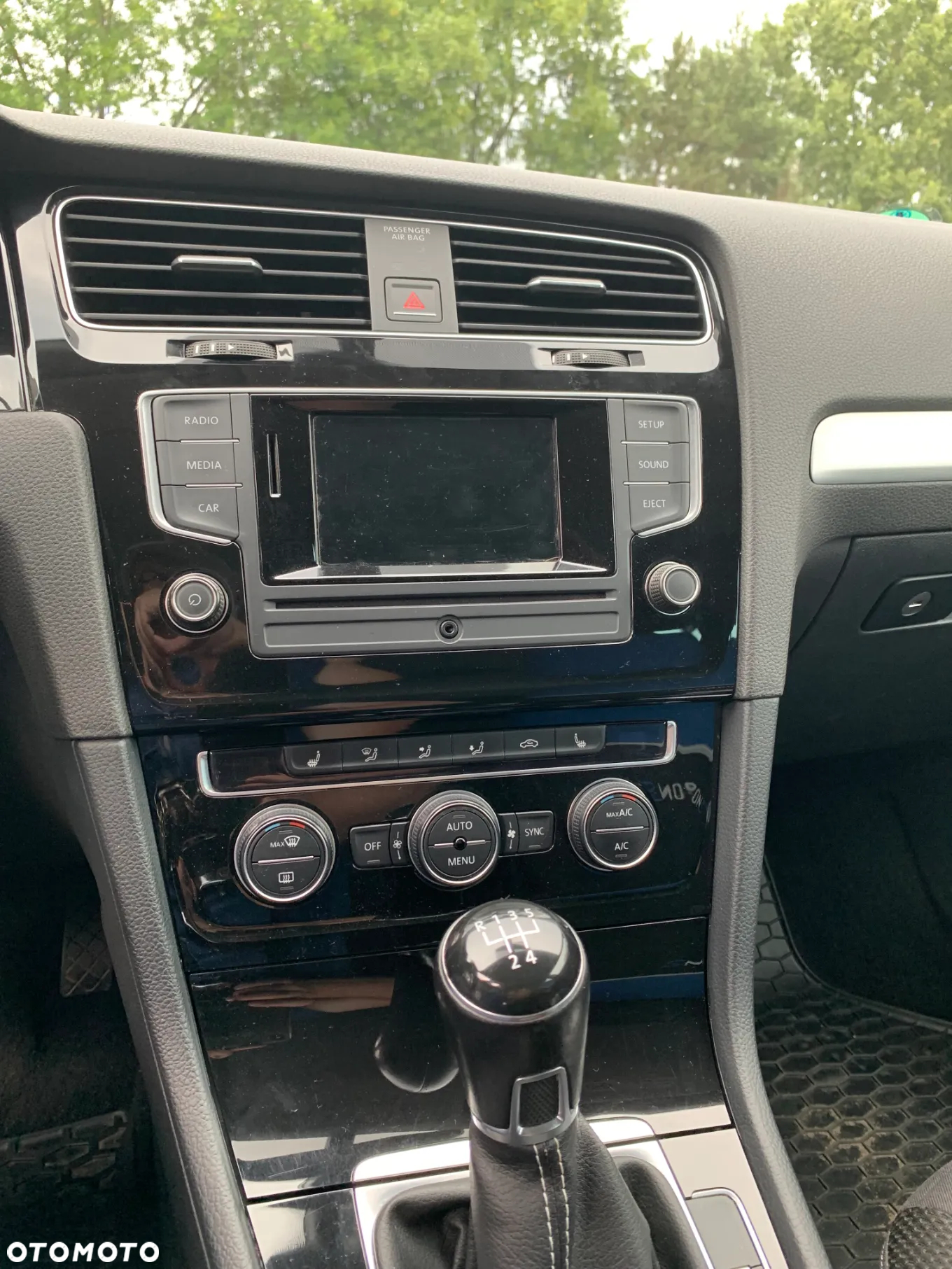 Volkswagen Golf - 13