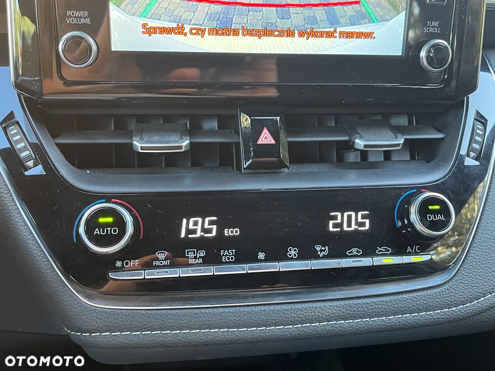 Toyota Corolla - 10