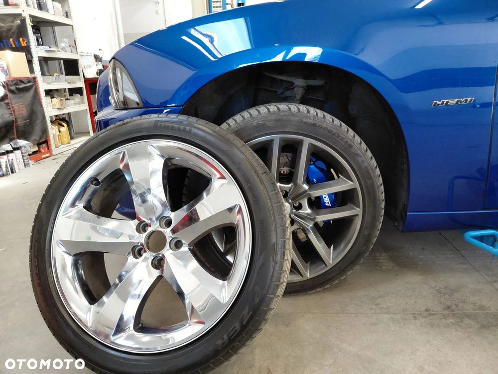 Dodge Charger 5.7 V8 RT - 27