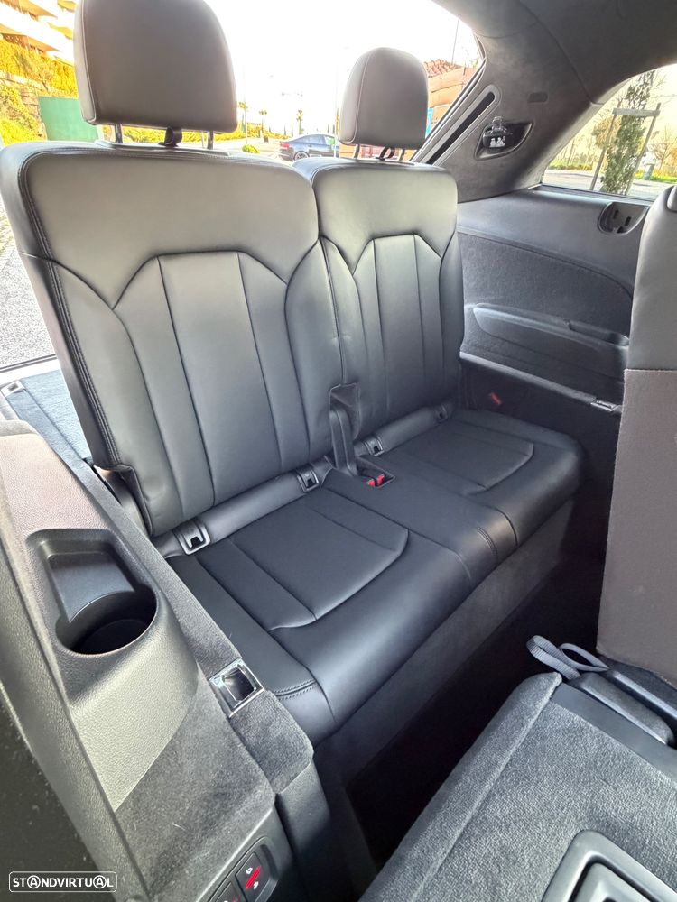 Audi SQ7 4.0 TDI V8 quattro Tiptronic 7L - 40