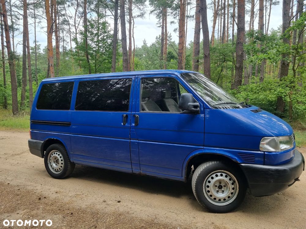 Volkswagen Multivan - 28
