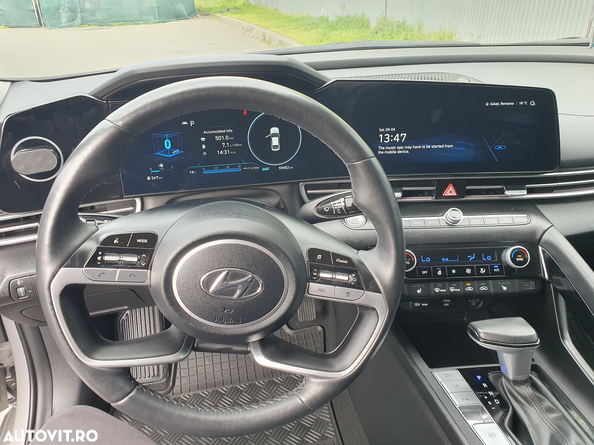 Hyundai Elantra 1.6 l 123 CP CVT Exclusive Navi - 10