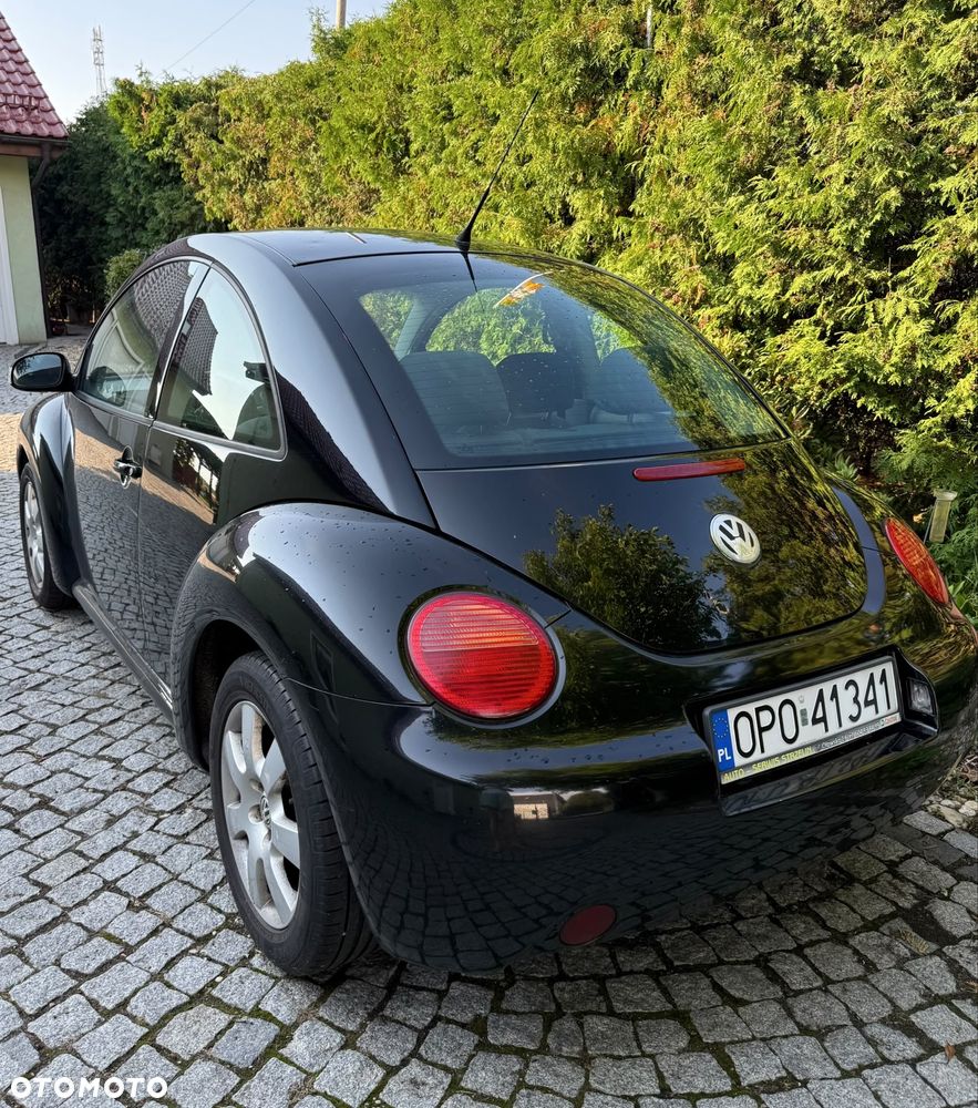 Volkswagen New Beetle - 3