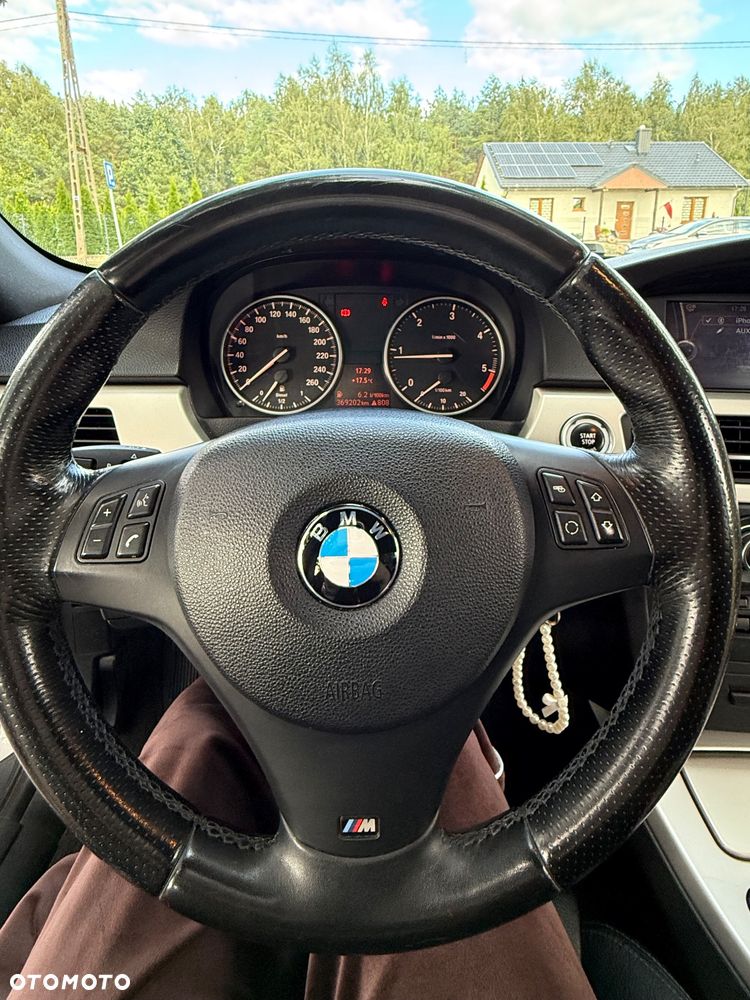 BMW Seria 3 320d Efficient Dynamics - 14