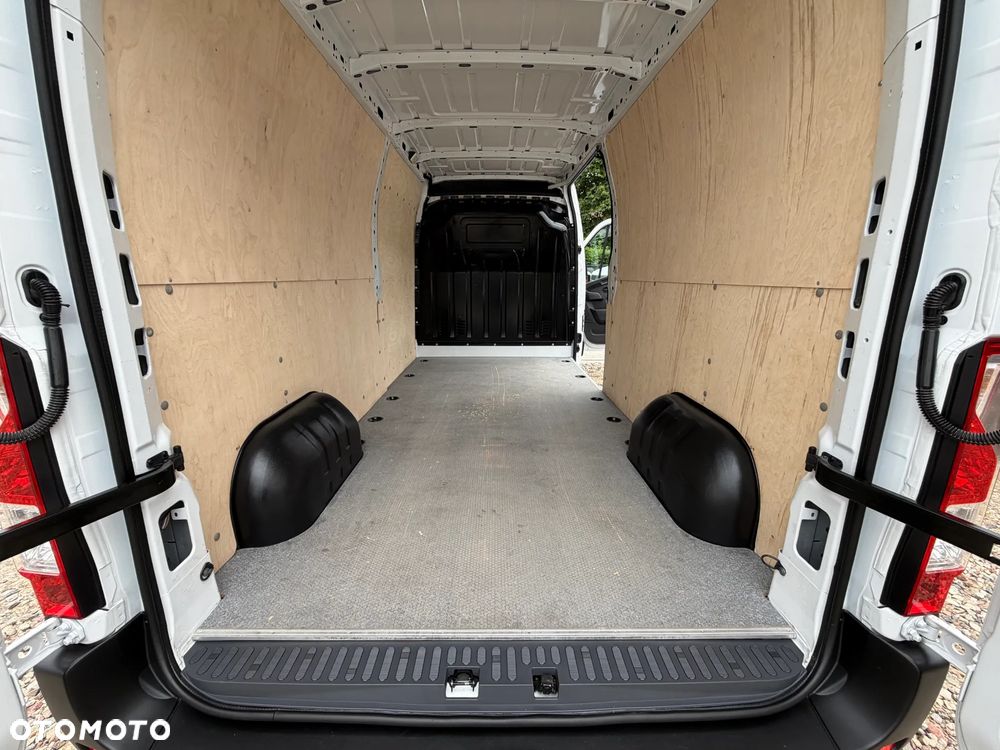 Renault MASTER L3H2 MAXI MOCNY SILNIK 2.3DCI Rozrząd na ŁAŃCUCHU, Pełna zabudowa paki, Zawiasy drzwi tył 180' DMC3.5t Duża ładowność 1302Kg, Homologacja VAT-1, Parktroniki, Minibar, Stolik EasyLife, Lustro WideView, Oświetlenie LED, Tempomat, Halogeny, Pakiet Chrom Design, Szare wnętrze, SERWIS ASO RENAULT!! - 8