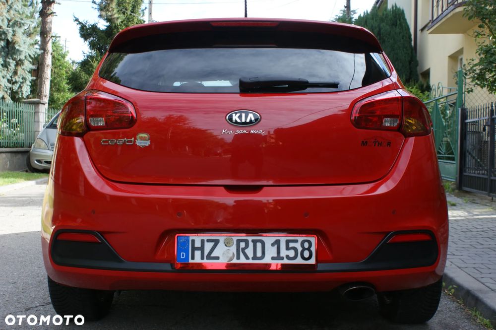 Kia Ceed - 15