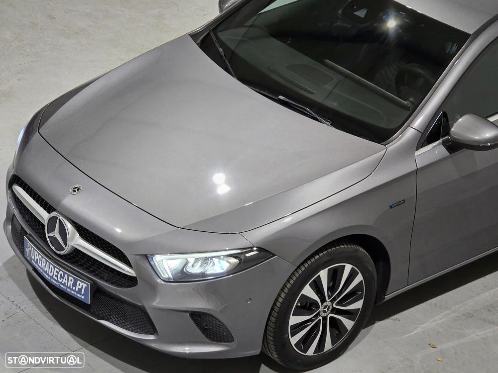 Mercedes-Benz A 250 e 8G-DCT Progressive - 4