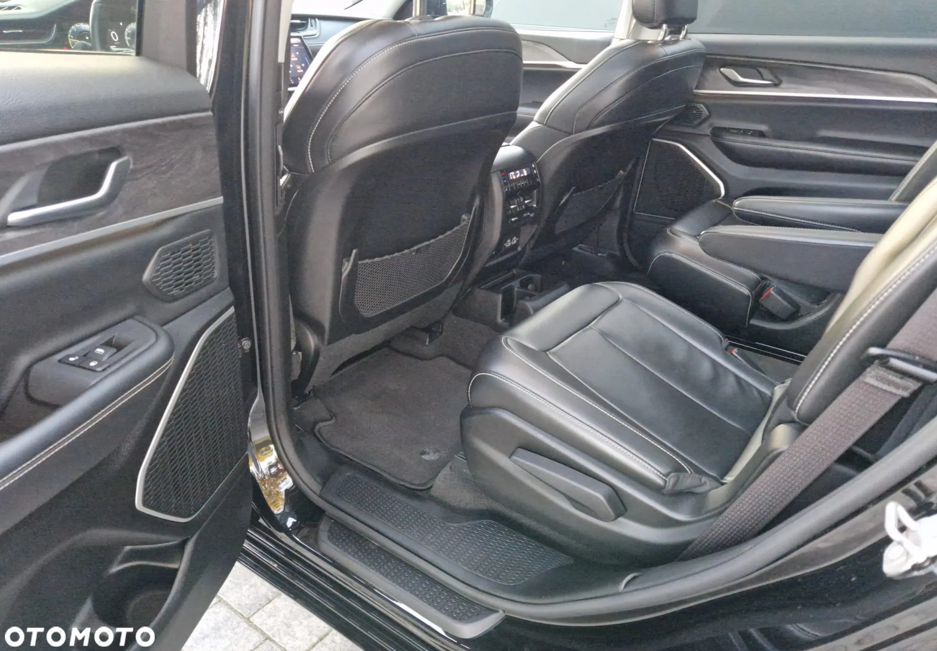 Jeep Grand Cherokee 3.6 V6 Overland - 13