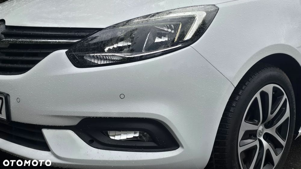 Opel Zafira - 12