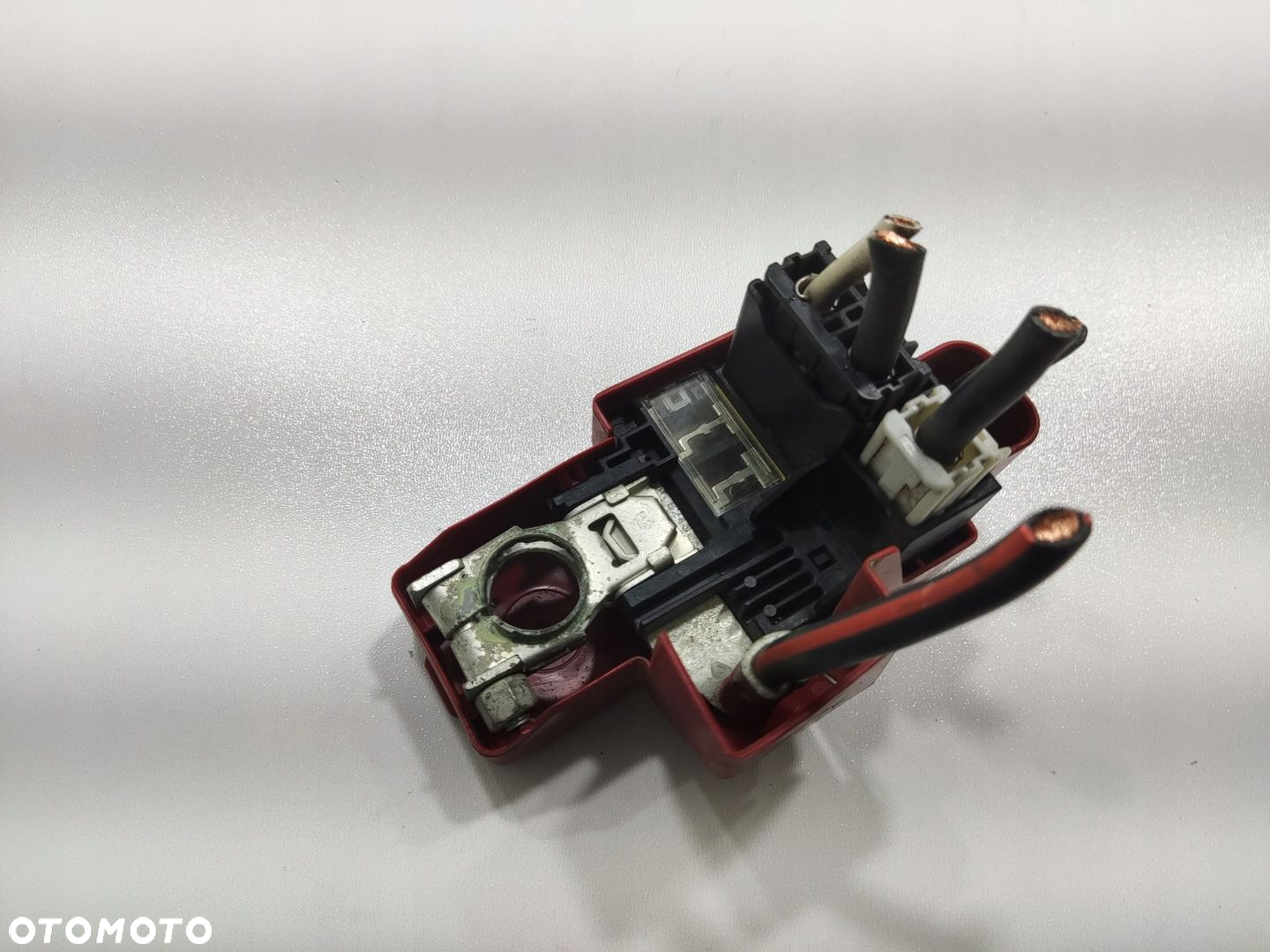 KLEMA PLUSOWA TOYOTA YARIS III 2014-2017 LIFT - 2