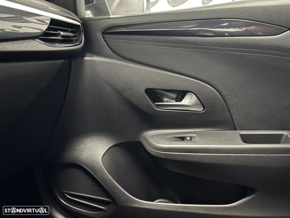 Opel Corsa 1.2 T GS - 9