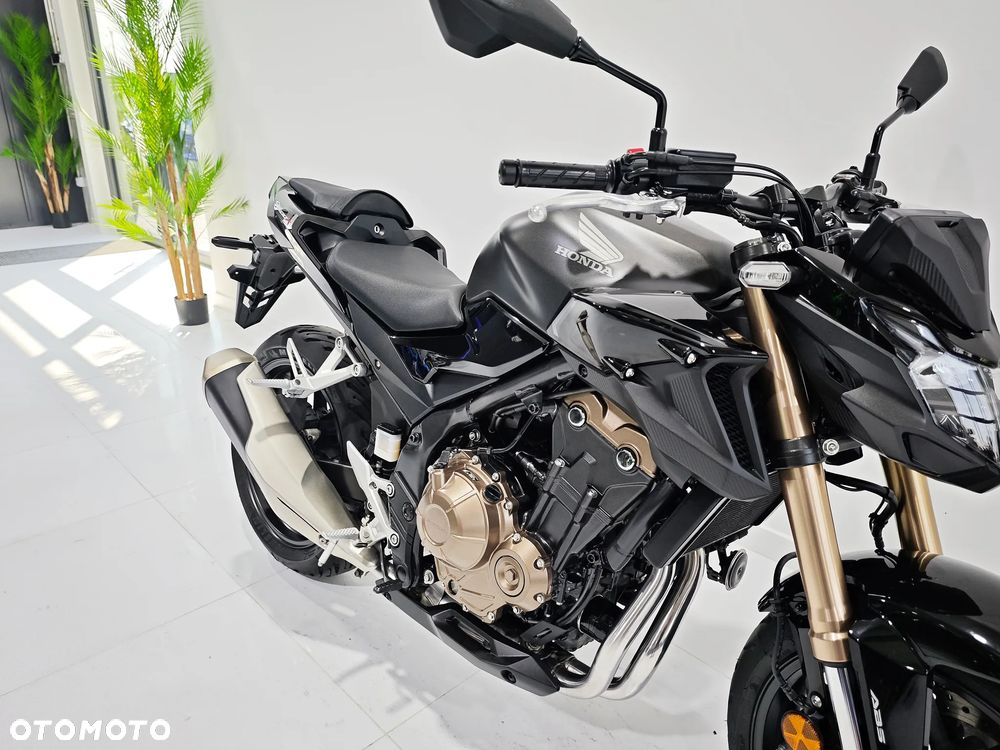 Honda CB - 8