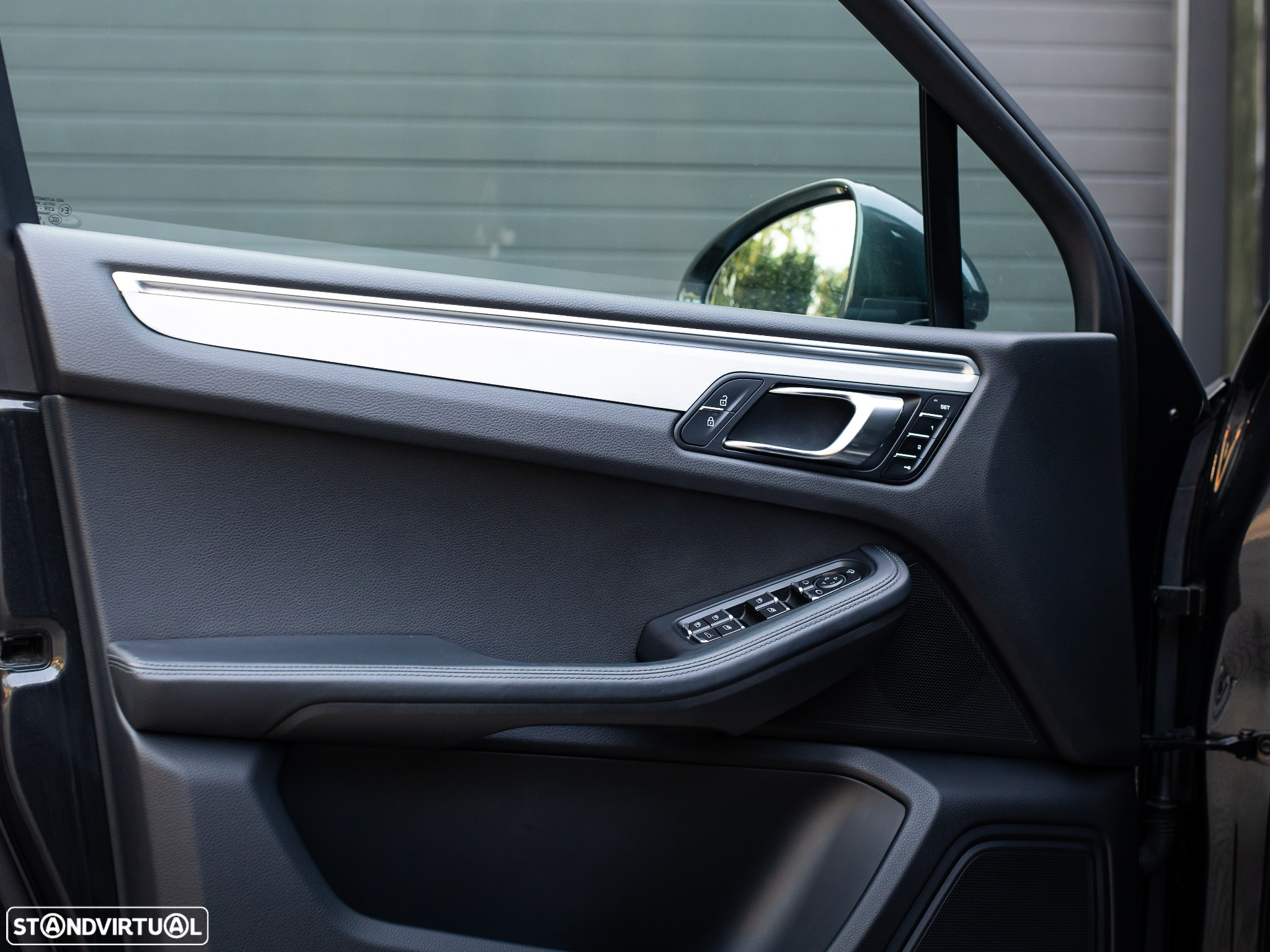 Porsche Macan Standard - 28
