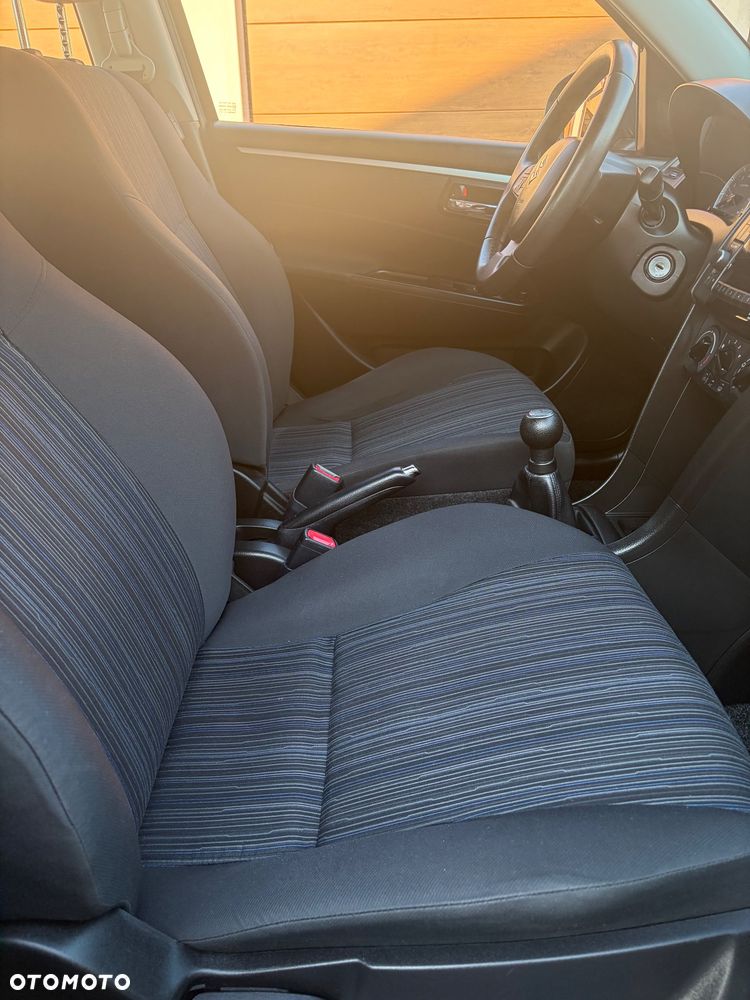 Suzuki Swift - 6