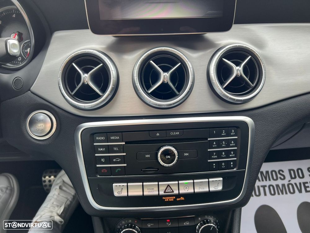 Mercedes-Benz CLA 220 - 35