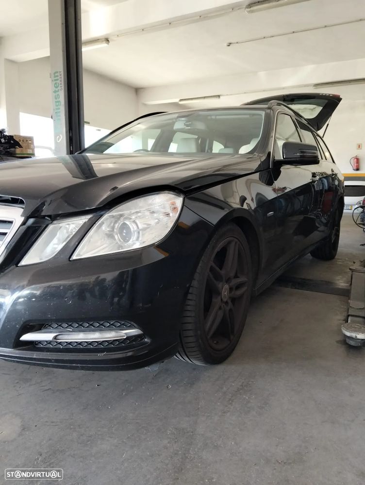 Mercedes E220 W212 Ano 2011 - 1