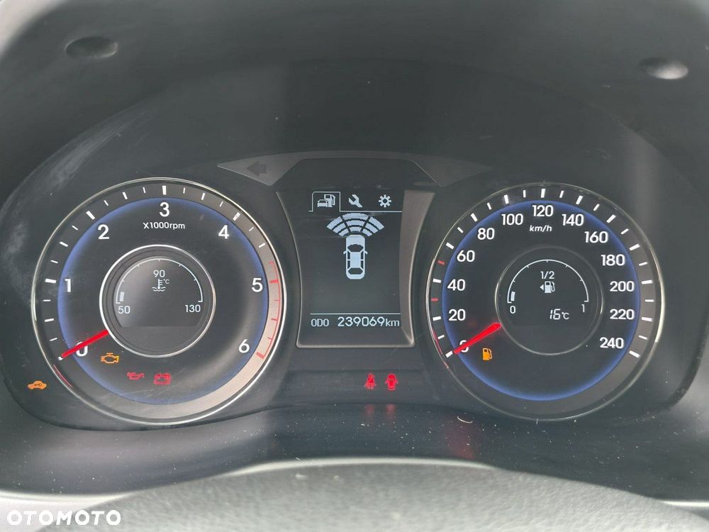 Hyundai i40 - 12