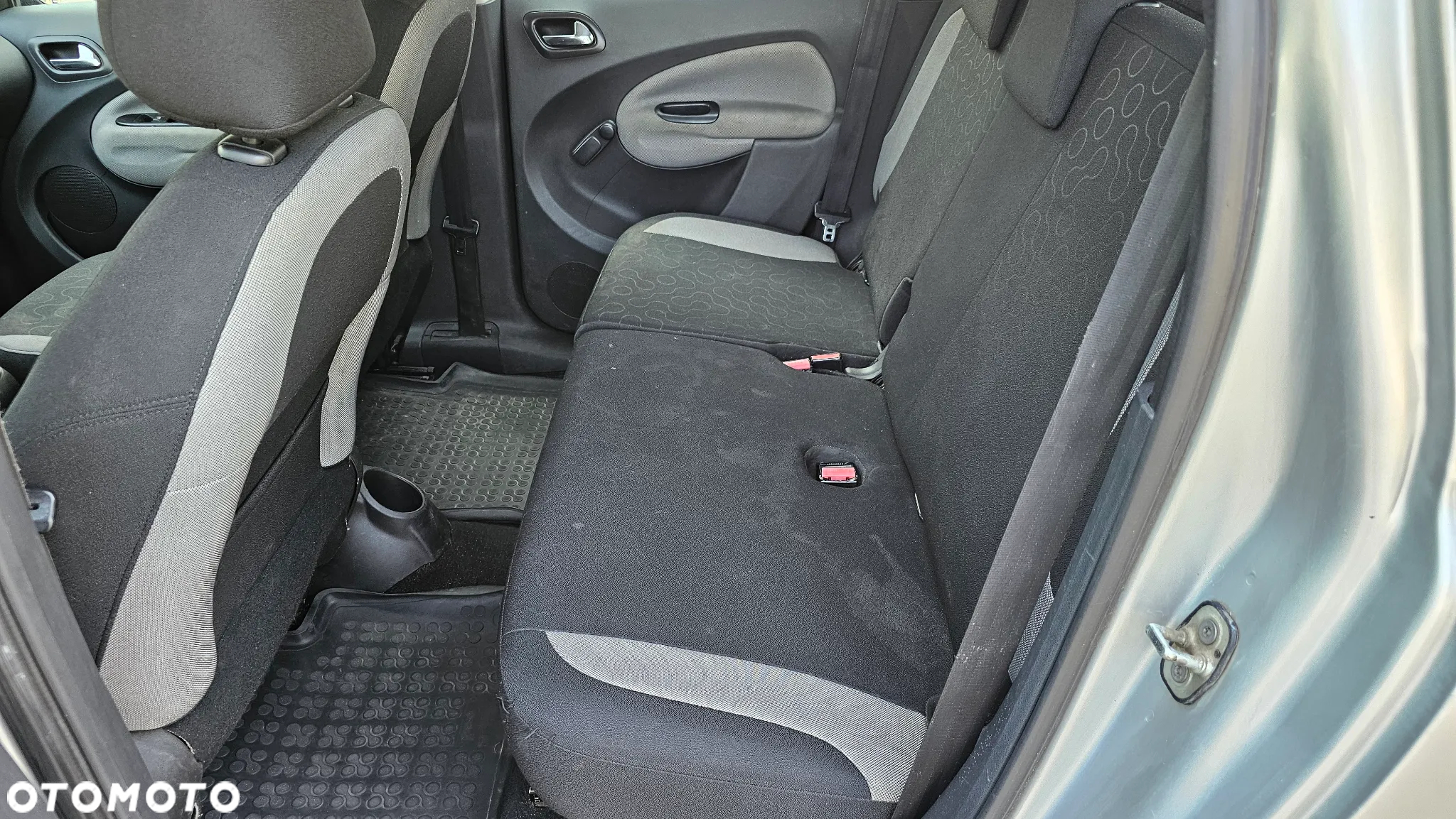 Citroën C3 Picasso 1.6 HDi Exclusive - 9