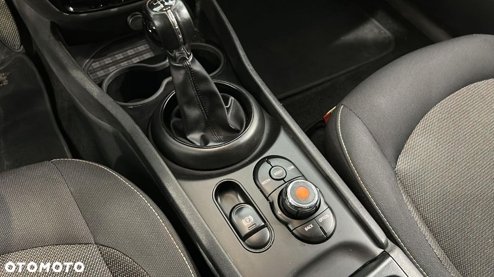 MINI Clubman One - 19