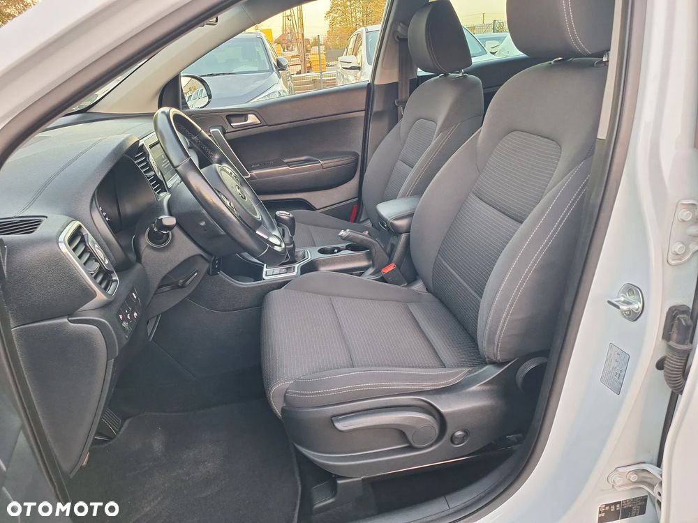 Kia Sportage 1.6 GDI 2WD Black Edition - 16