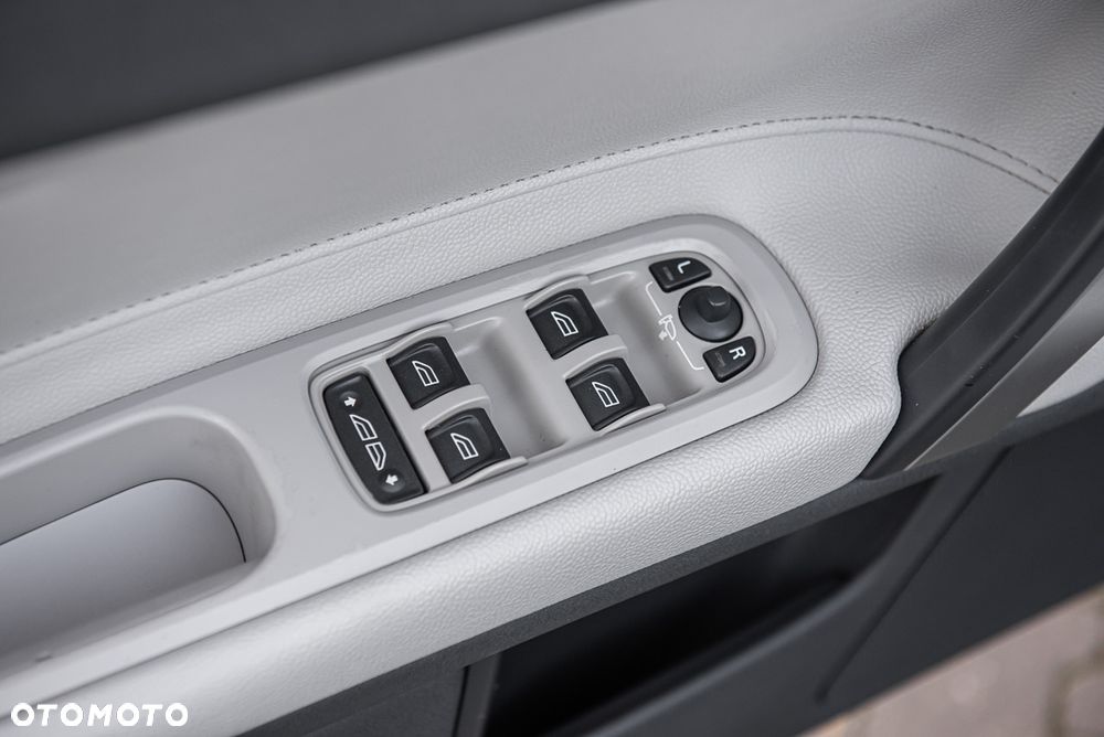 Volvo C70 2.4i Summum - 15