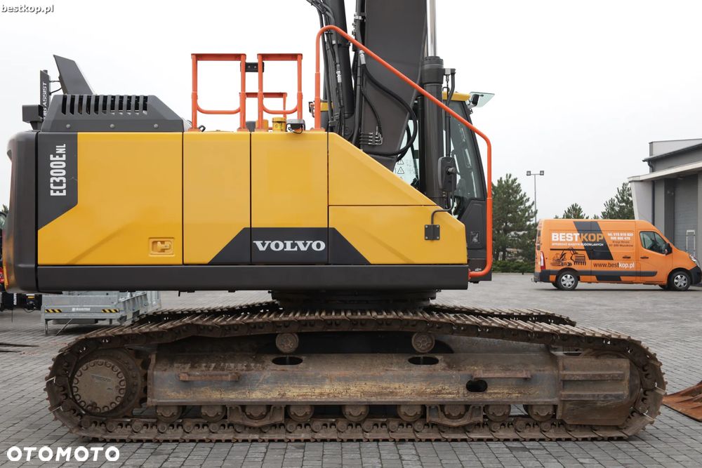 Volvo EC300E NL - 11