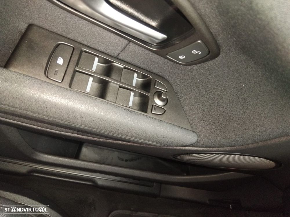 Land Rover Range Rover Evoque 2.0 eD4 SE Dynamic - 17