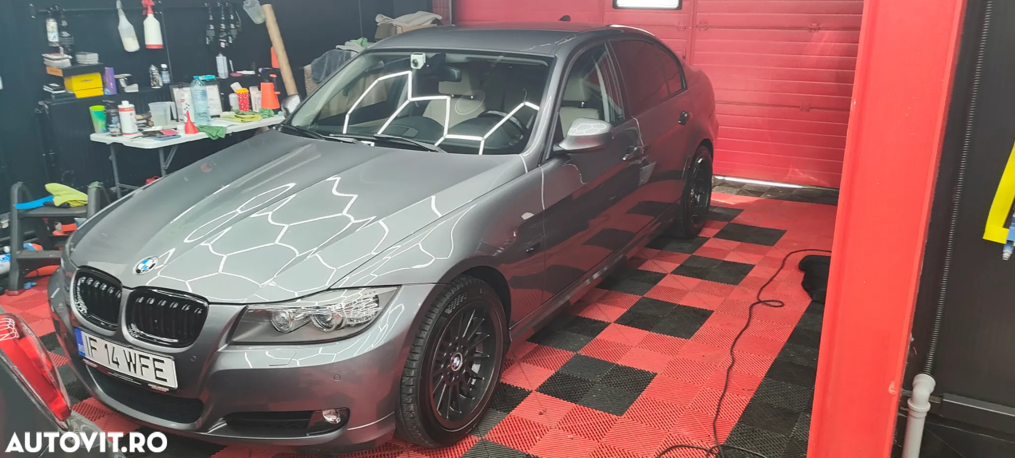 BMW Seria 3 320i - 2