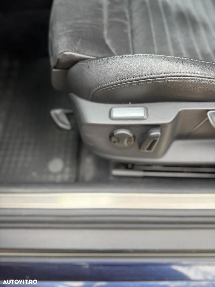 Volkswagen Passat Variant 2.0 TDI DSG Highline - 2