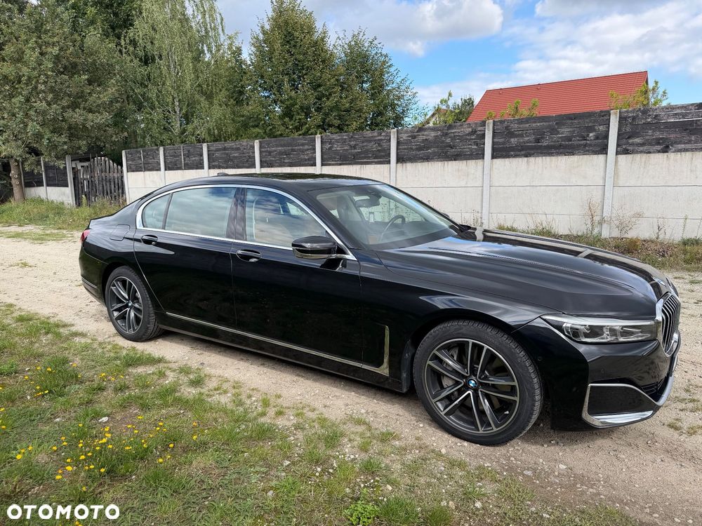 BMW Seria 7 750Li xDrive - 2