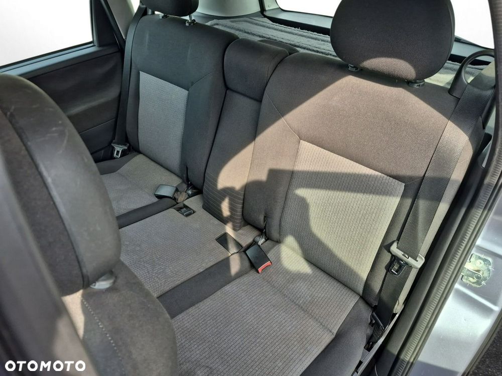Opel Meriva - 19
